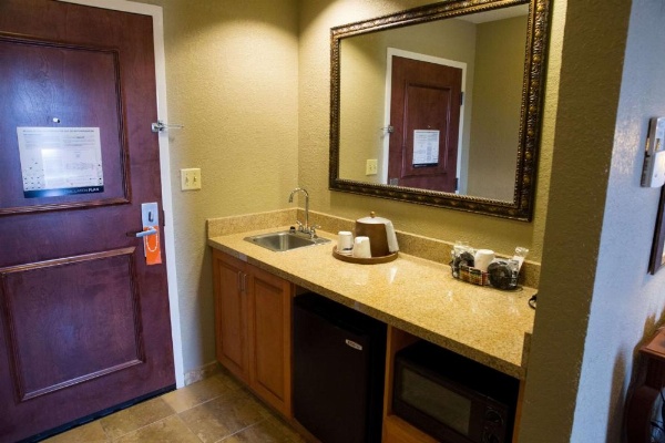 Hampton Inn By Hilton & Suites Grenada image 10