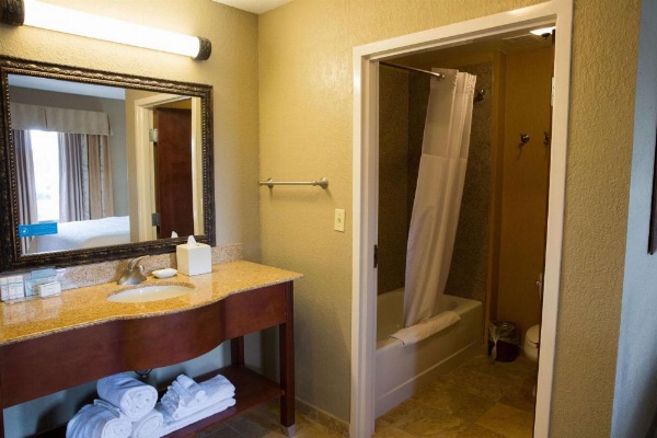 Hampton Inn By Hilton & Suites Grenada image 12